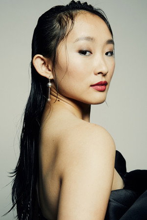 Cover image for Ji-young Yoo