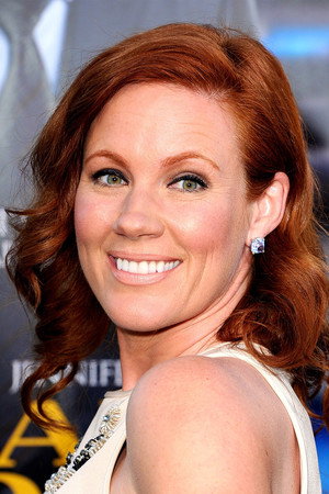 Cover image for Elisa Donovan