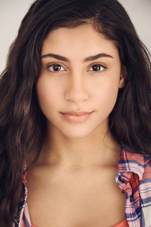 Cover image for Isabella Ferreira
