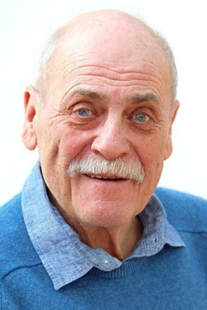 Cover image for Roger Walker