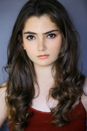 Cover image for Emily Robinson