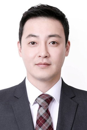 Cover image for 김용진