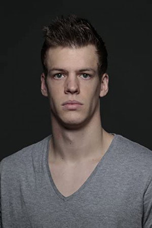 Cover image for Maxence Huet