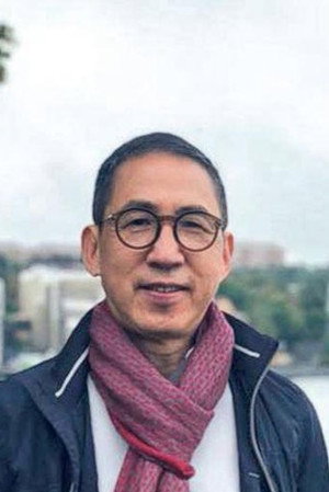 Cover image for 張堅庭