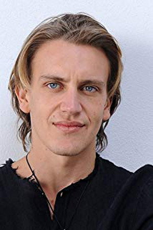 Cover image for Nathan Macchioni