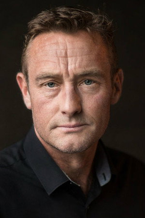 Cover image for Paul Roe