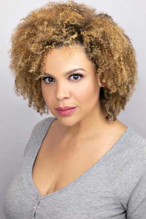 Cover image for Megan Robinson