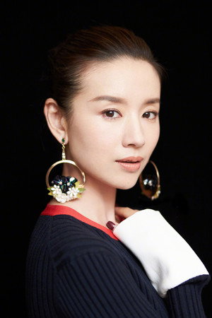 Cover image for 董潔