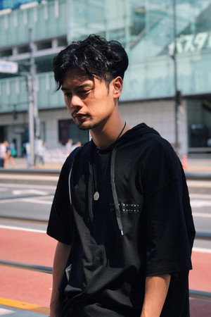 Cover image for 陳健朗