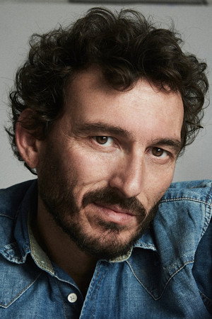 Cover image for Óscar Corrales