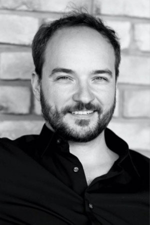 Cover image for Adam Mendez