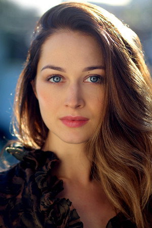 Cover image for Hannah James