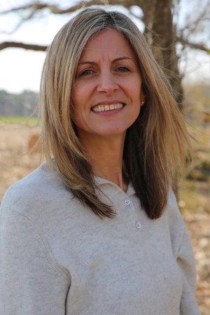 Cover image for Lisa Marra