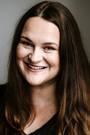 Cover image for Emma Little