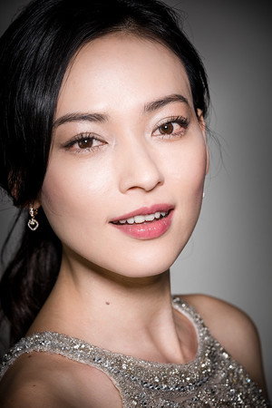 Cover image for 姚以緹