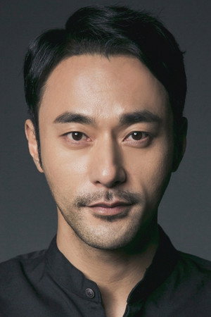 Cover image for 윤주만