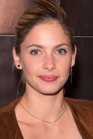 Cover image for Chloé Coulloud