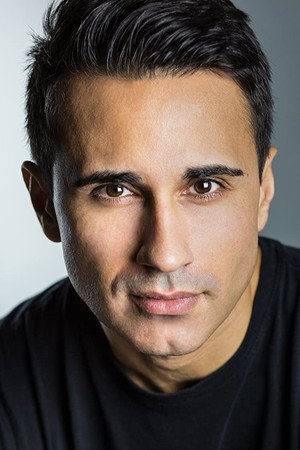 Cover image for Chenier Hundal