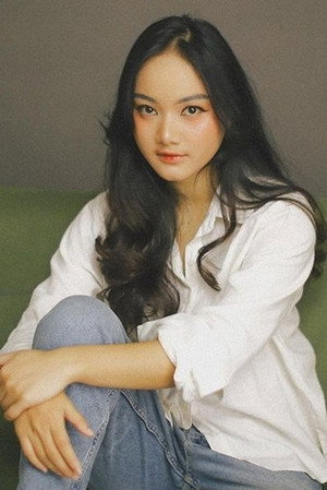 Cover image for Putri Anggie