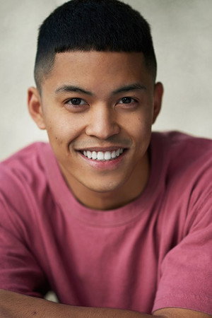 Cover image for Neil Robles