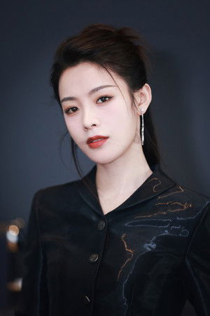 Cover image for 陈丽君