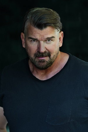 Cover image for Kevin Porter