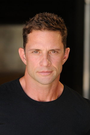Cover image for David Fumero