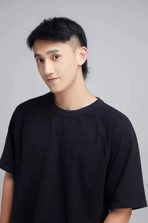 Cover image for 张骏
