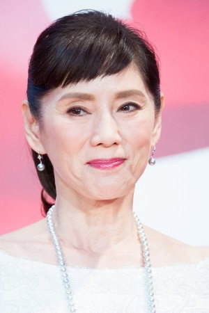 Cover image for 秋野暢子