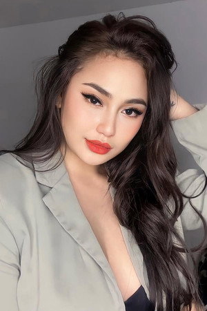 Cover image for Zia Zamora