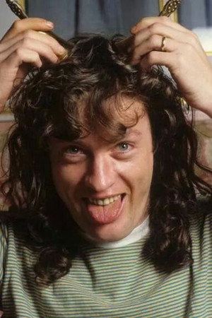 Cover image for Angus Young