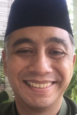 Cover image for Azhar Amir