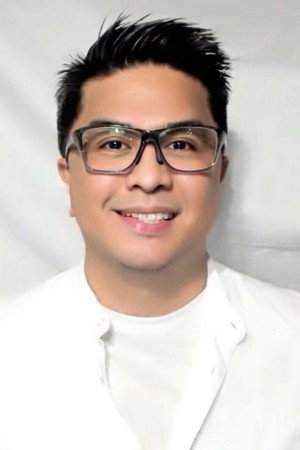 Cover image for Von De Guzman