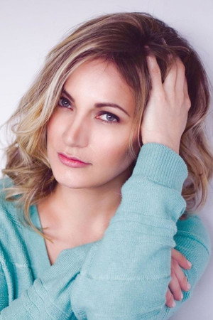 Cover image for Trish Rainone
