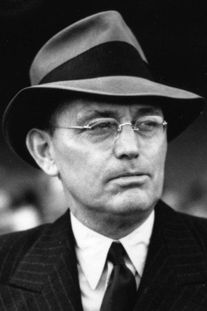 Cover image for Damon Runyon