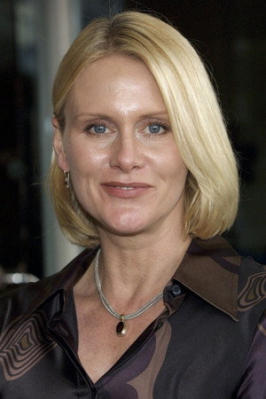 Cover image for Andrea Thompson