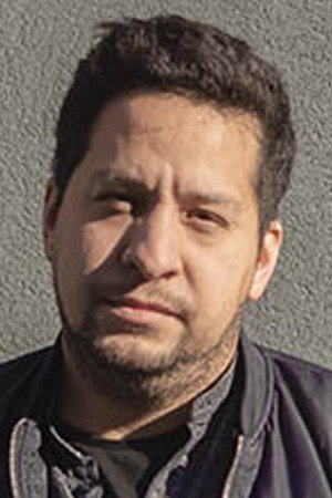 Cover image for Ezequiel Salinas