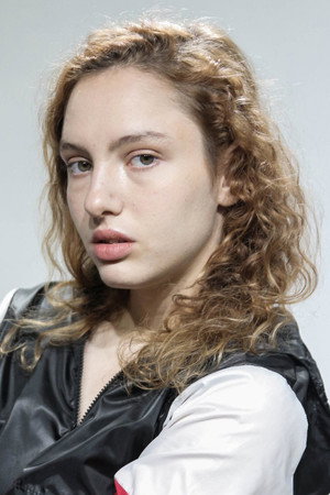Cover image for Mora Arenillas