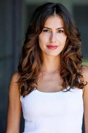 Cover image for Lena Drake