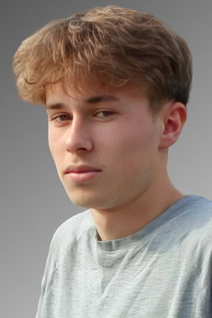 Cover image for Julien Fayeulle
