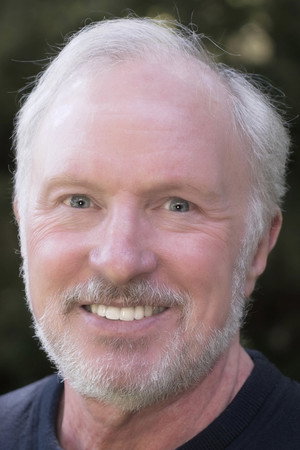 Cover image for Tom Ropelewski