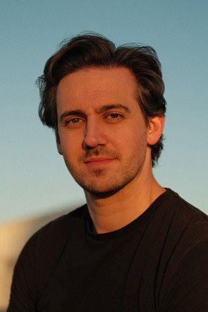 Cover image for Peter Bertoni