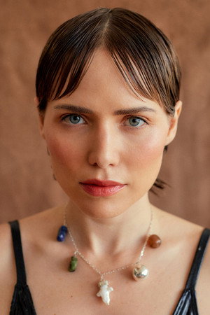 Cover image for Letícia Colin