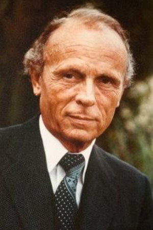 Cover image for Peter Thomas