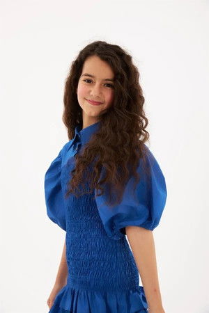 Cover image for Mina Akdin