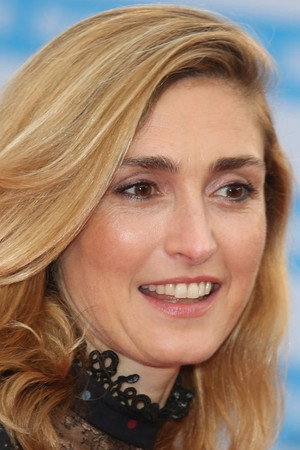 Cover image for Julie Gayet