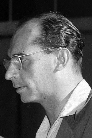 Cover image for István Velenczei