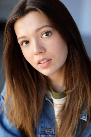 Cover image for Emma Duchesneau
