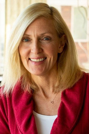 Cover image for Lynne Langdon