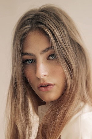 Cover image for Madison McAleer